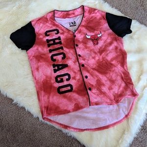 Women's NBA Chicago Bulls shirt size medium